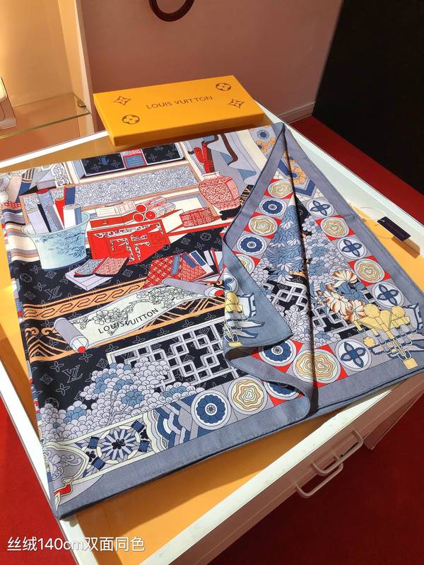 Louis Vuitton Scarf LVC00581